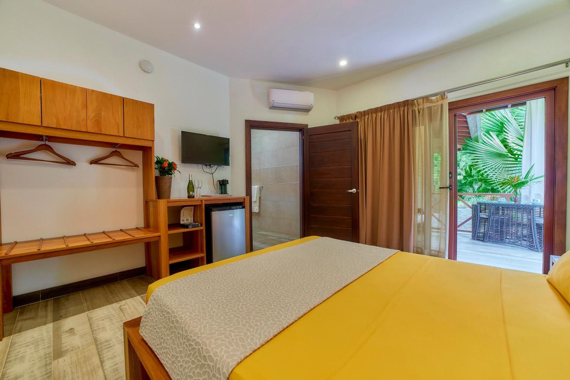 Oasi Apartman Cahuita Kültér fotó